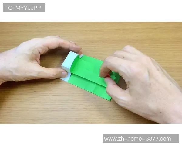 轻松学会简单足球折纸技巧让创意与乐趣同行